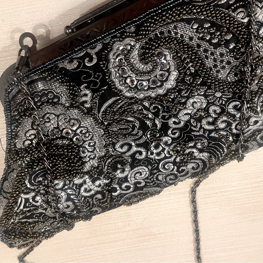 Moni Couture Black Silver Beaded Sequined Evening Occasion Clutch Bag Chain - Picture 5 of 7
